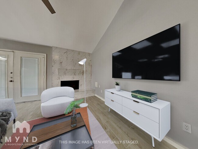 Foto del edificio - 2403 Summer Spring Dr