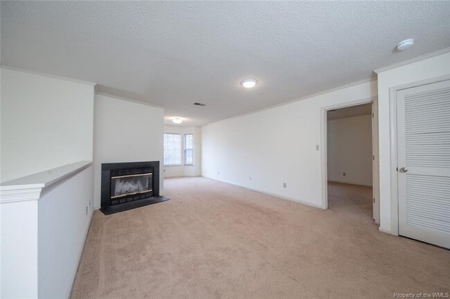 Foto del edificio - 105K Stratford Dr