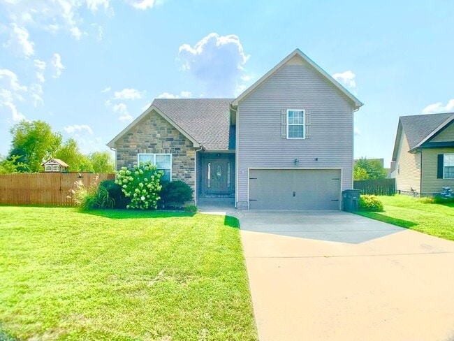 Building Photo - 3734 Silver Fox Ct