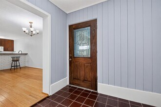 Building Photo - 3271 Sul Ross St