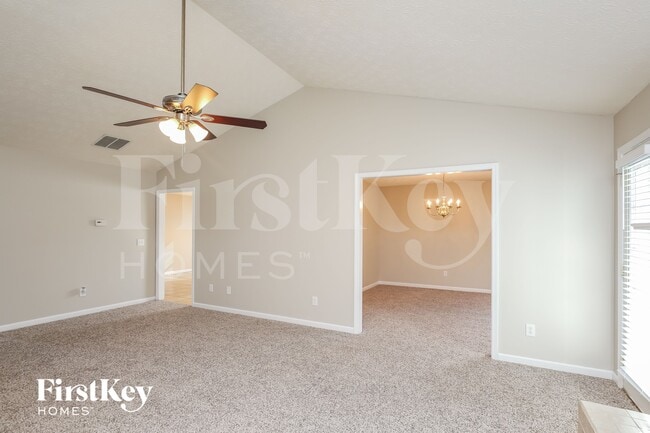 Building Photo - 1500 Summer Lake Terrace SW