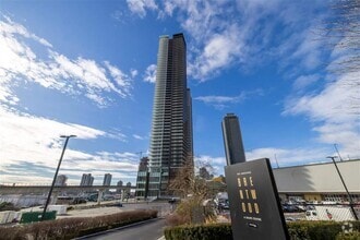Building Photo - 4650 Brentwood Blvd