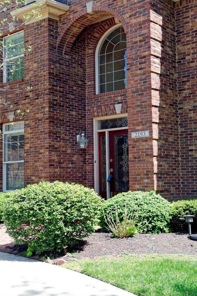 Foto del edificio - 2193 Savannah Ln