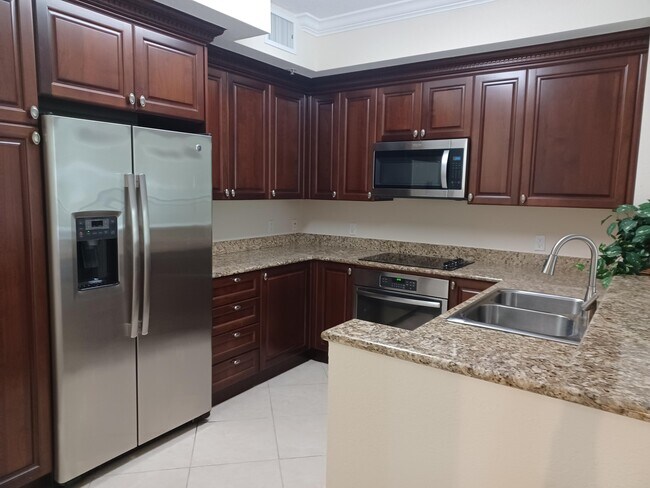 Foto del edificio - 1690 Renaissance Commons Blvd