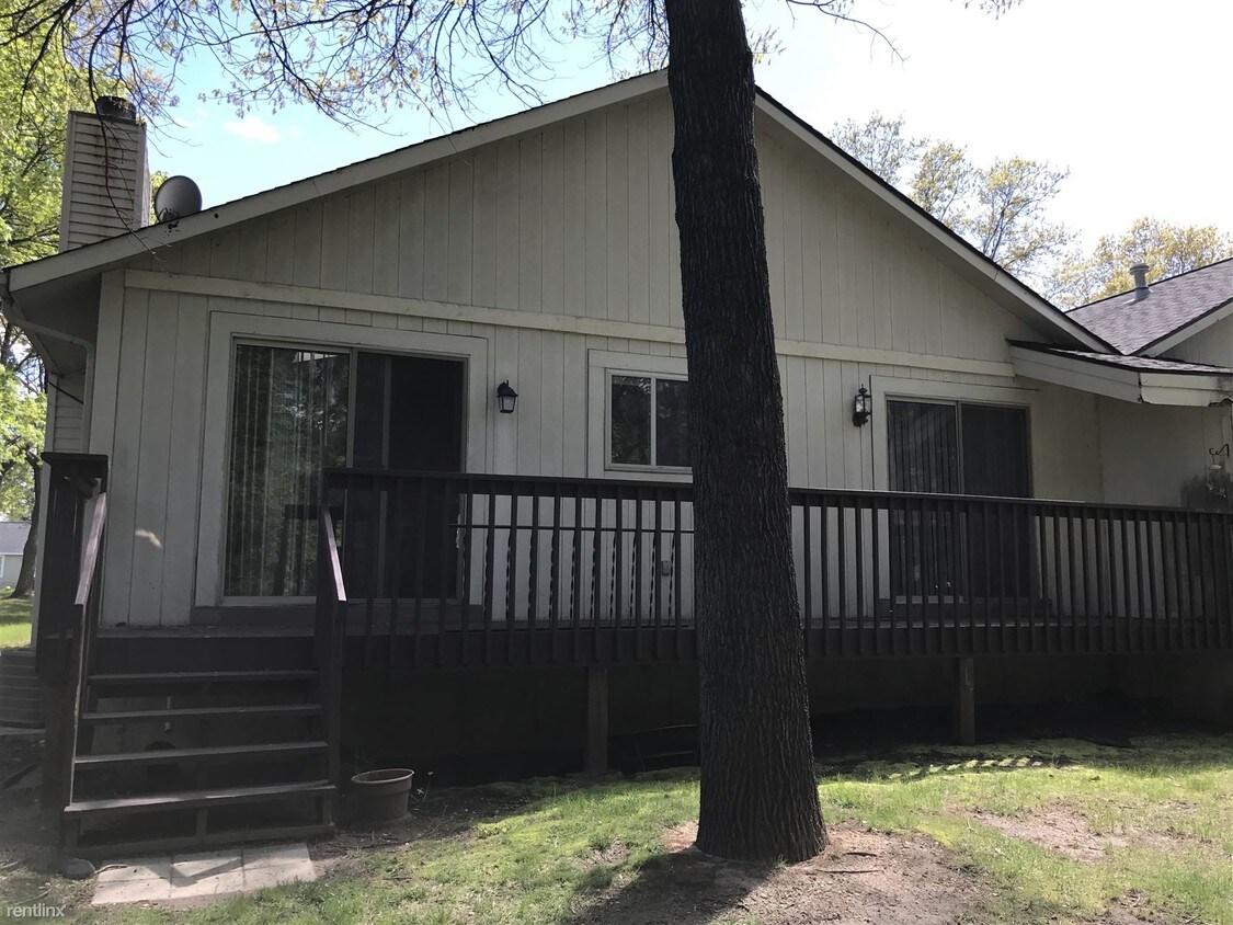 Primary Photo - 3 br, 2 bath Condo - 6576 Pontiac Lake Rd