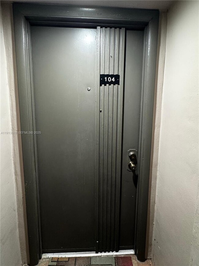 Foto del edificio - 8500 SW 133rd Avenue Rd