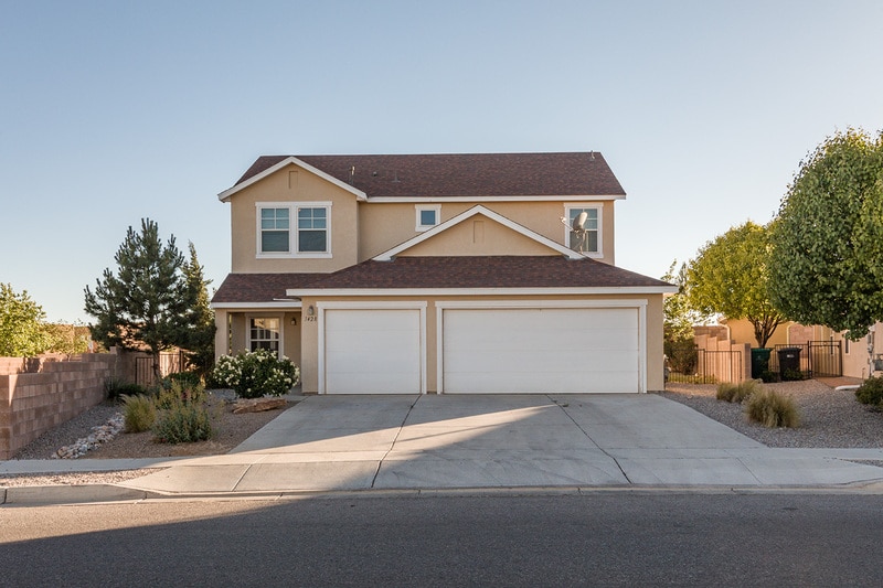 Primary Photo - 1428 Reynosa Loop SE