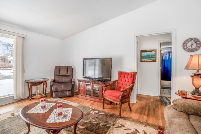 Foto del edificio - 7621 Amboy St