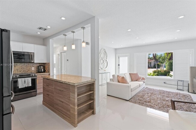 Foto del edificio - 6371 SW 23rd St