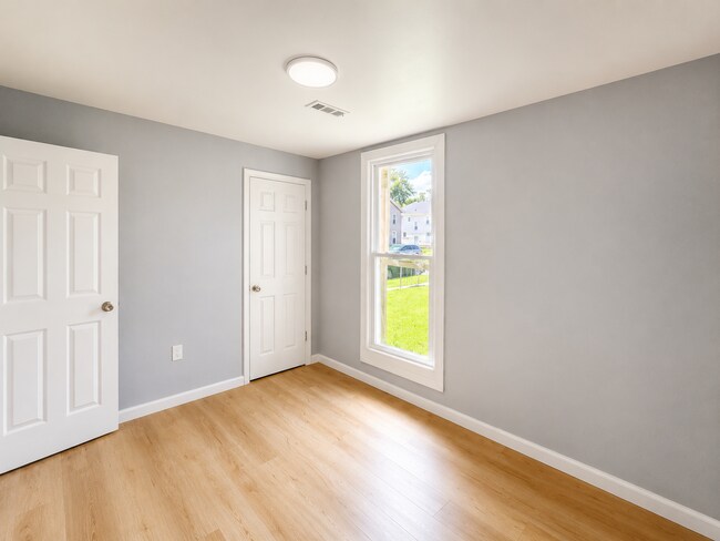 Foto del edificio - 606-608 W North St