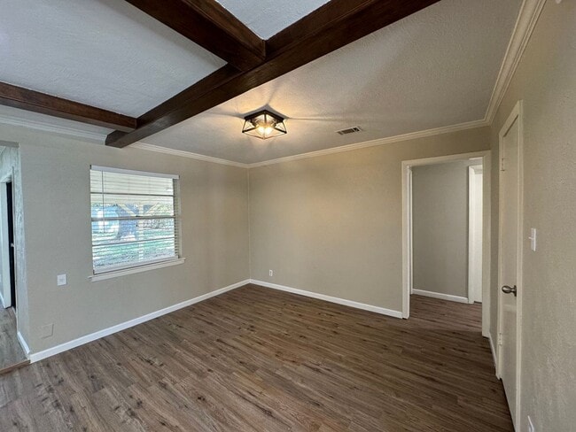 Foto del edificio - 2624 Woodlawn Dr