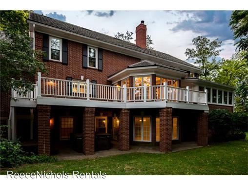 Building Photo - 8335 Maplewood Dr