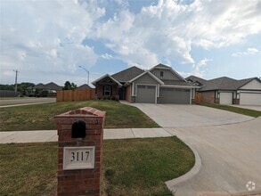Building Photo - 3117 Stone Creek Dr
