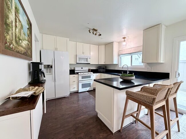 Foto del edificio - 177 N Singingwood St