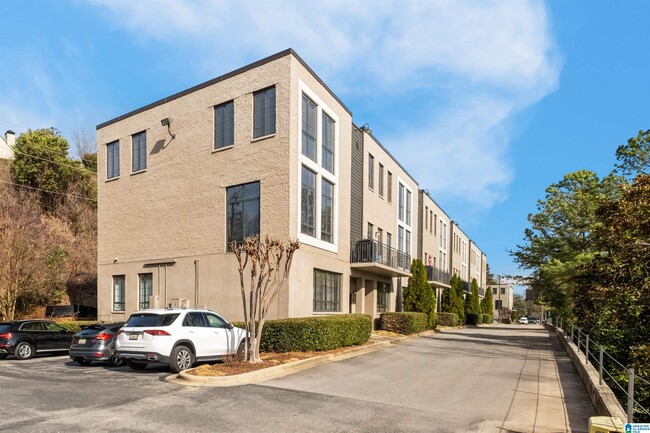 Foto del edificio - 1884 Red Mountain Ln