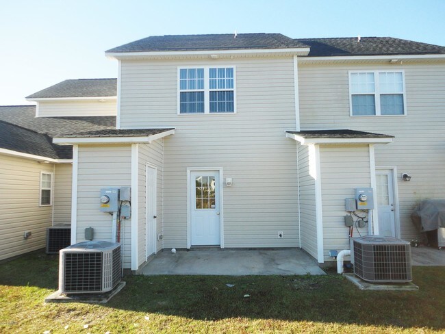 Foto del edificio - 602 Springwood Dr