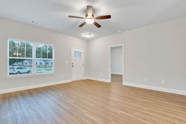 Building Photo - 120 B Smithfield Dr
