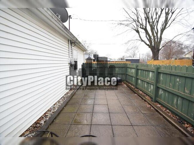 Foto del edificio - 604 E Pearl St