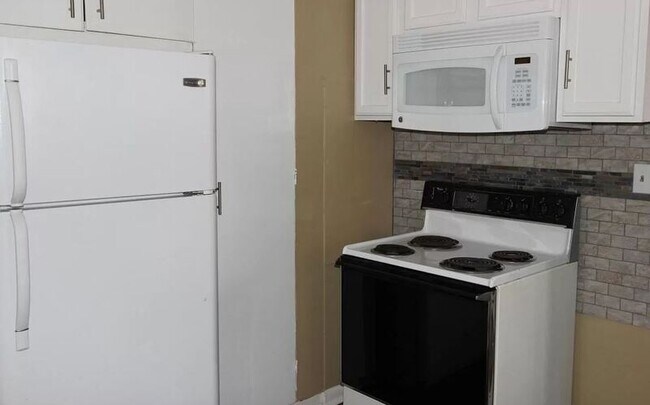 Foto del edificio - 4619 California St