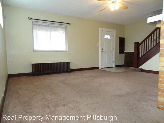 Building Photo - 3 br, 1 bath House - 10209 Meyers St
