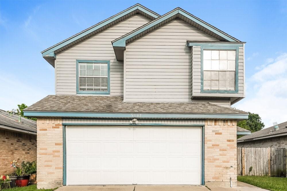 Foto principal - 5907 Beaconridge Dr