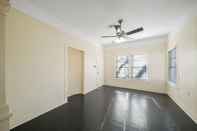 Foto del edificio - 2 Bedroom/1 Bath Lavaca Subdivision