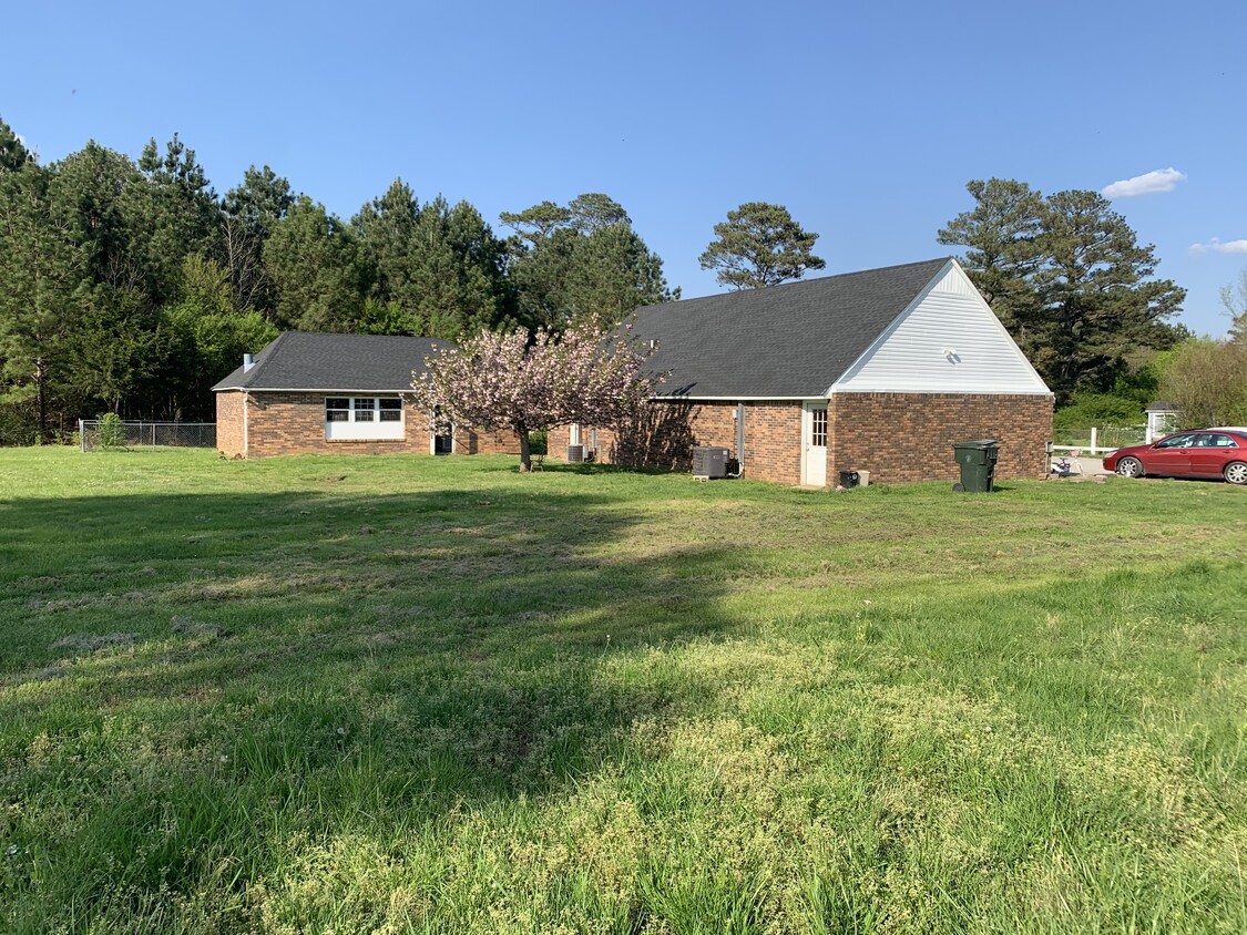 Back yard. More photos to come once unit is completed. - 2515 Grimwood Rd