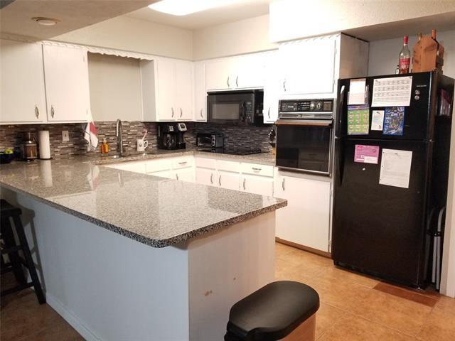 Foto del edificio - 7555 Brentcove Cir