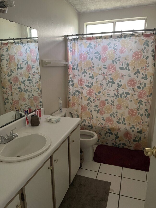 Foto del edificio - 2214 Amelia Cir