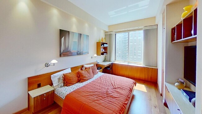 Foto del edificio - 170 E 87th St