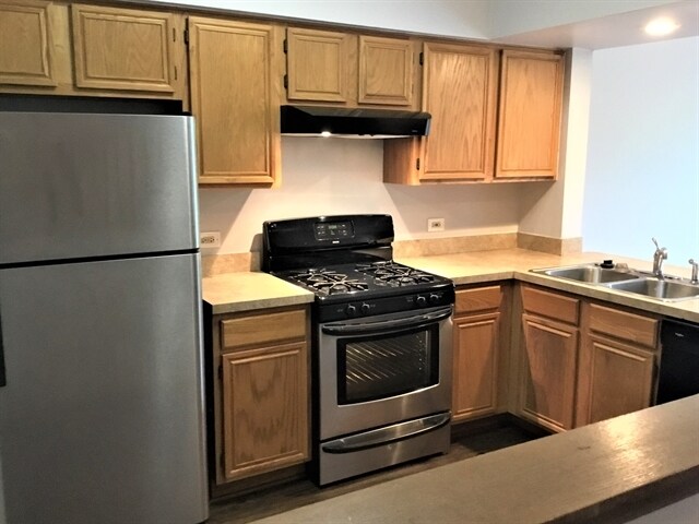 Building Photo - 275 Partridge Court