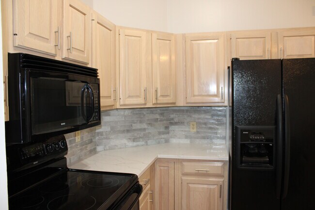 Foto del edificio - 2456 Treasure Isle Dr