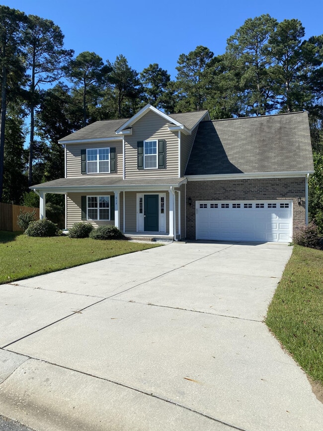 Building Photo - 617 Rockland Dr