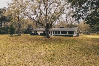 Building Photo - 54038 Chick Way