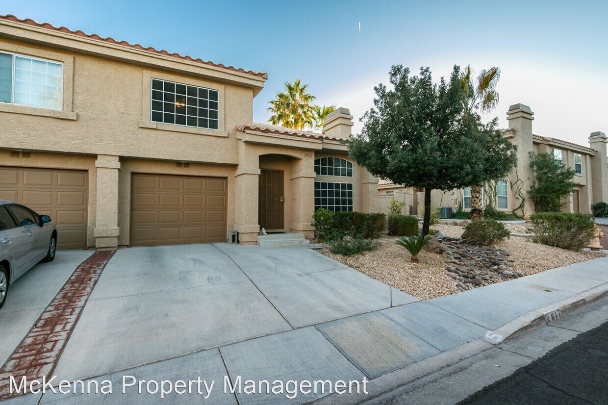 Primary Photo - 2 br, 2.5 bath House - 2817 Briar Knoll Dr