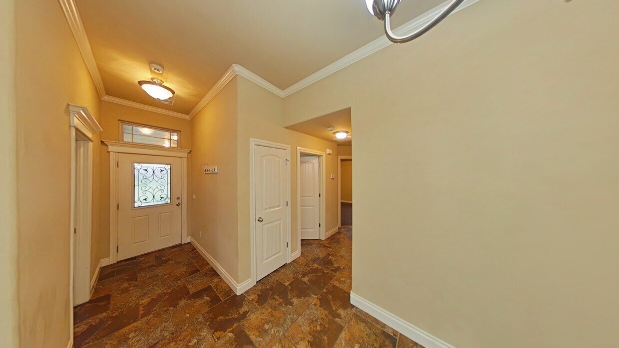 Primary Photo - 7703 SW Franks Ct