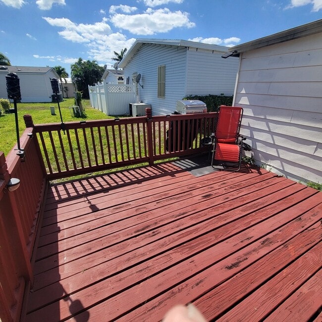 Rear Deck - 3404 Seacoast St