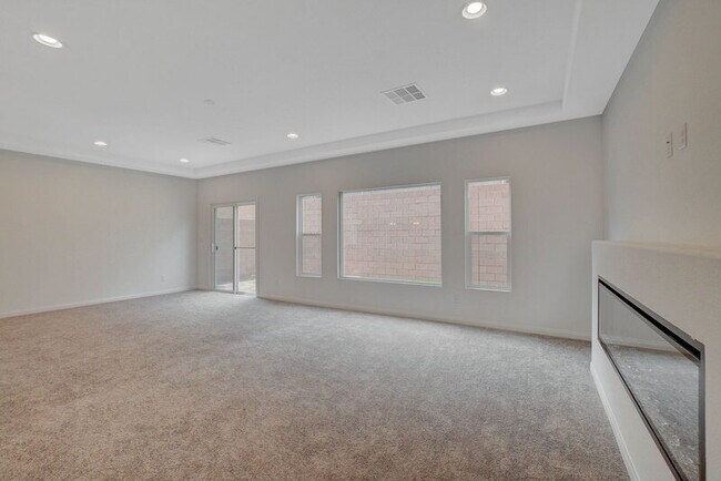 Building Photo - 7027 Jasper Hill Way