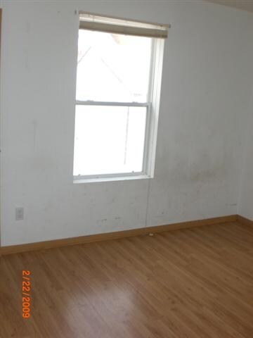 Building Photo - 226 W 33rd St