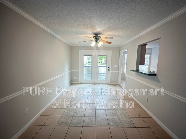 Foto del edificio - 5206 Fennell St