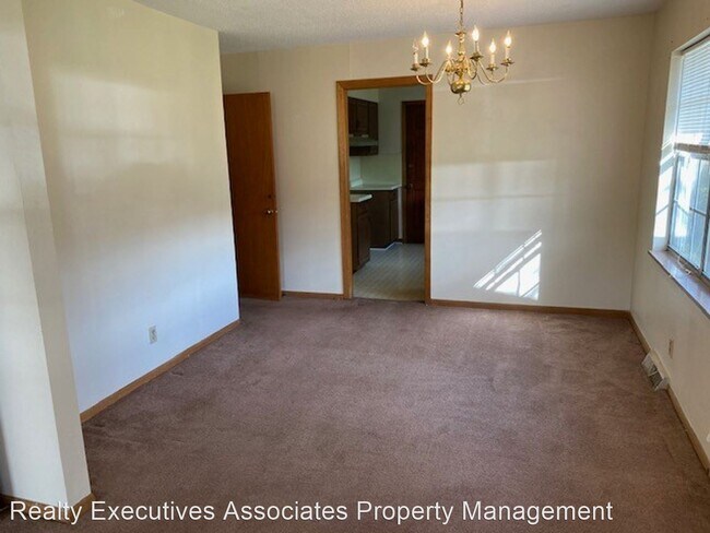 Building Photo - 2 br, 1 bath House - 332 Kyker Road