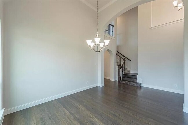 Foto del edificio - 4701 Hill Meadow Rd