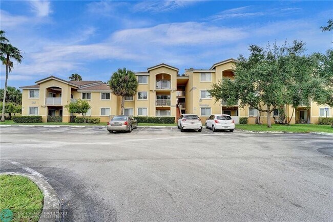 Foto del edificio - 2600 S University Dr
