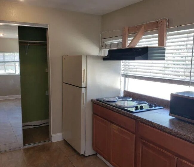 Foto del edificio - 4728 Mendoza Ave