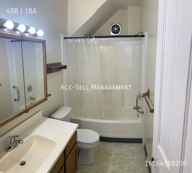 Foto del edificio - 523 Lydia St NE