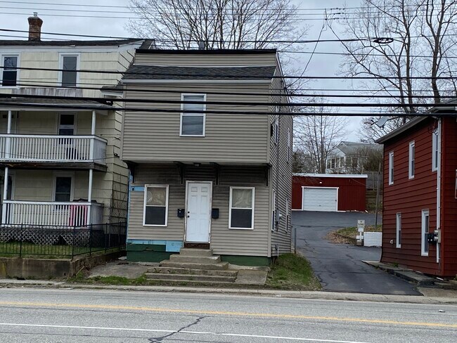 Building Photo - 166 Norwich Ave