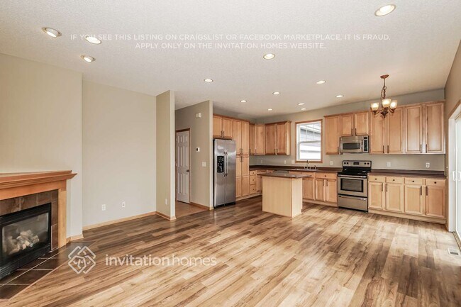 Foto del edificio - 15842 Cobblestone Lake Pkwy