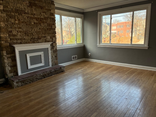 Photo - 5105 Ayers Pl SE House