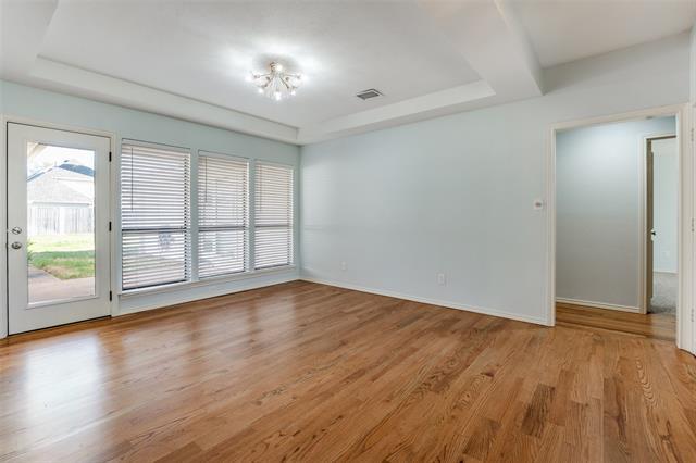 Foto del edificio - 4223 Lawngate Dr