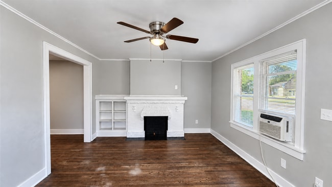 Photo - 1 Bed 1 Bath Duplex in NW OKC Shartel Blvd Addition House